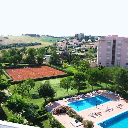 Apartment 458 - Trilocale Climatizzato Al Piano Terra Al Conero Con Due Piscine Parco Giochi E Due Campi Da Tennis Inclusa Nel Prezzo